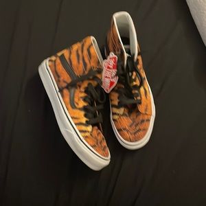 off the wall vans